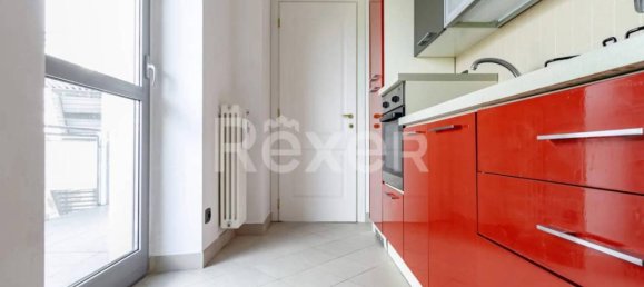 3-salle Appartement à Chieri, Italy No. 43503 9