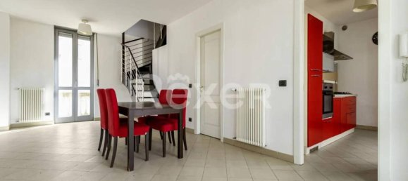 3-salle Appartement à Chieri, Italy No. 43503 7