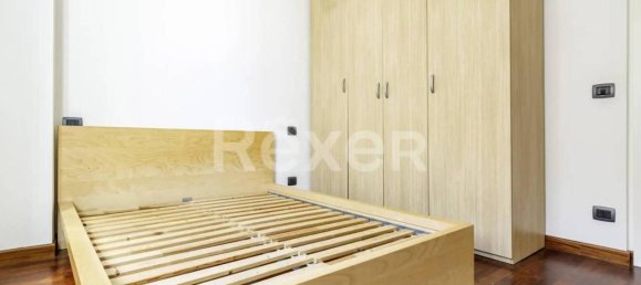 3-salle Appartement à Chieri, Italy No. 43503 11