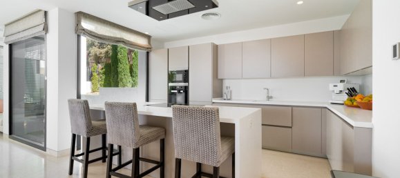 Villa T5 em Malaga, Spain N.º 136648 2