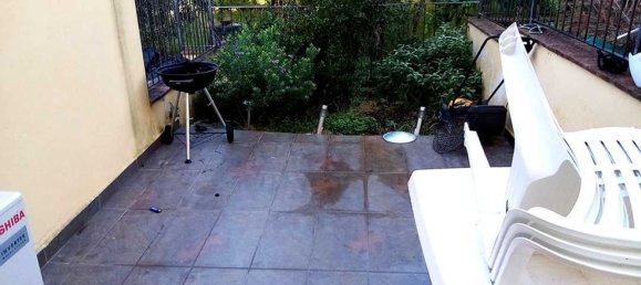 4 rooms Apartment in Cortona, Italy No. 45272 3