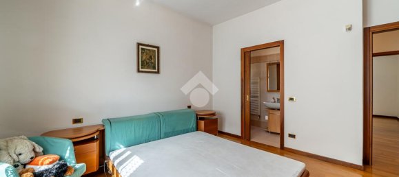 5 bedrooms Villa in Verona, Italy No. 361662 31
