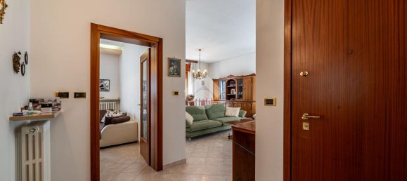 5 bedrooms Villa in Verona, Italy No. 361662 16