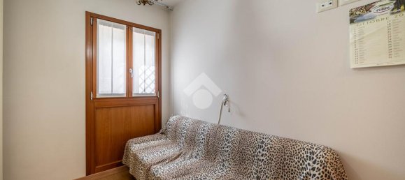 5 bedrooms Villa in Verona, Italy No. 361662 8