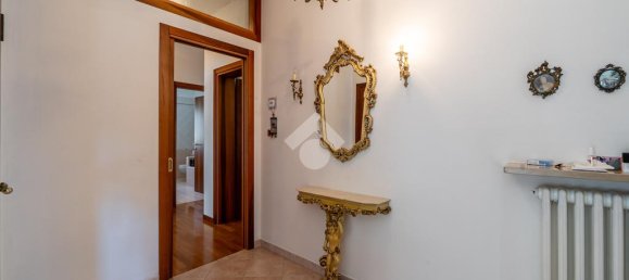 5 bedrooms Villa in Verona, Italy No. 361662 15