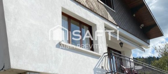 5 bedrooms House in Martignat, France No. 263087 2