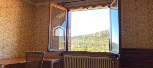 5 bedrooms House in Martignat, France No. 263087 9