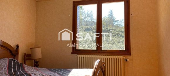 5 bedrooms House in Martignat, France No. 263087 8