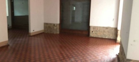 Propiedad comercial de 2 habitaciónes en Fondi, Italy No. 32629 9