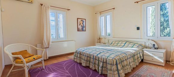 5 bedrooms Villa in Limassol, Cyprus No. 10231 14