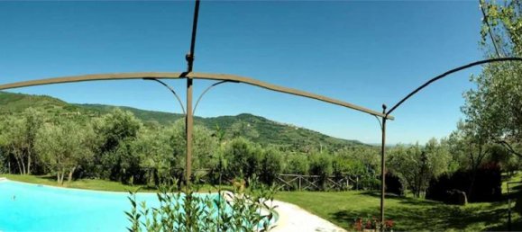 5 bedrooms Villa in Cortona, Italy No. 528 8
