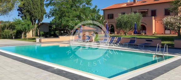 18 bedrooms House in Rosignano Marittimo, Italy No. 84051 4