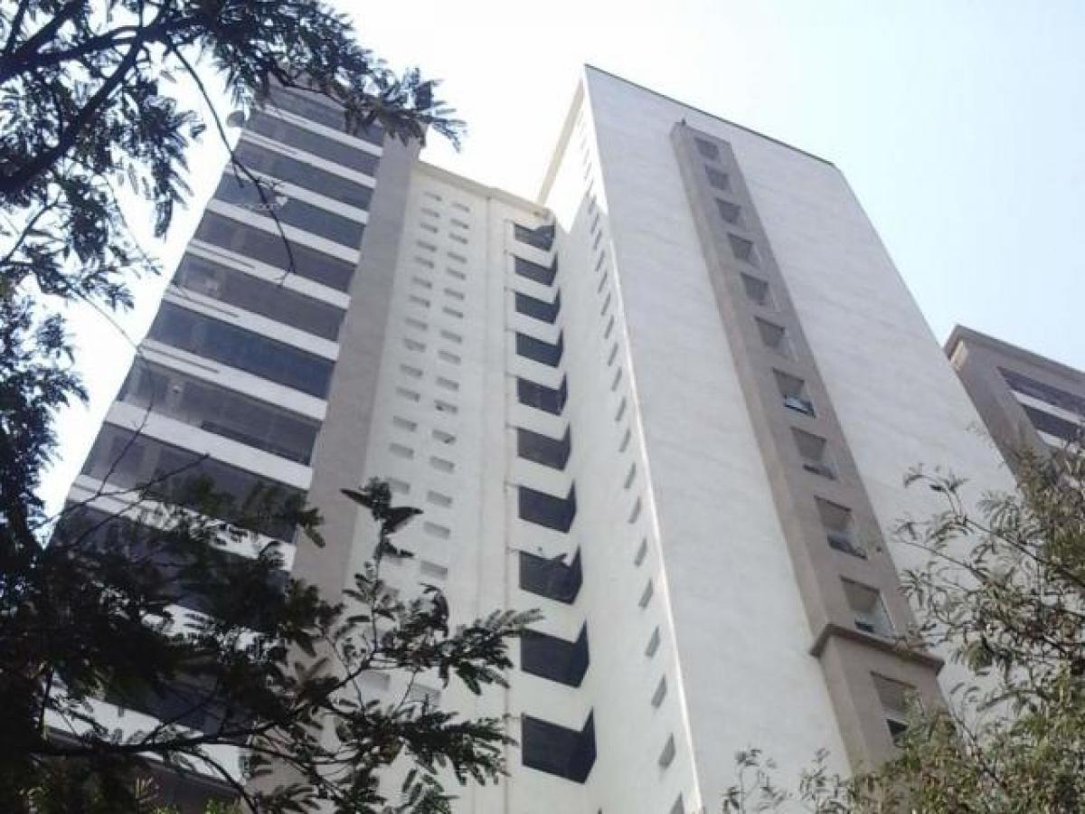 4 bedrooms House in Mumbai, India No. 20019