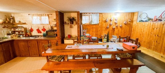 Дом с 6 комнатами в Сан Джованни Вальдарно, Италия № 47032 6