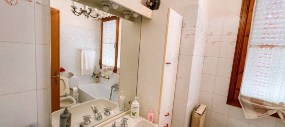 Дом с 6 комнатами в Сан Джованни Вальдарно, Италия № 47032 13