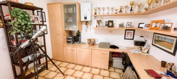 Дом с 6 комнатами в Сан Джованни Вальдарно, Италия № 47032 8