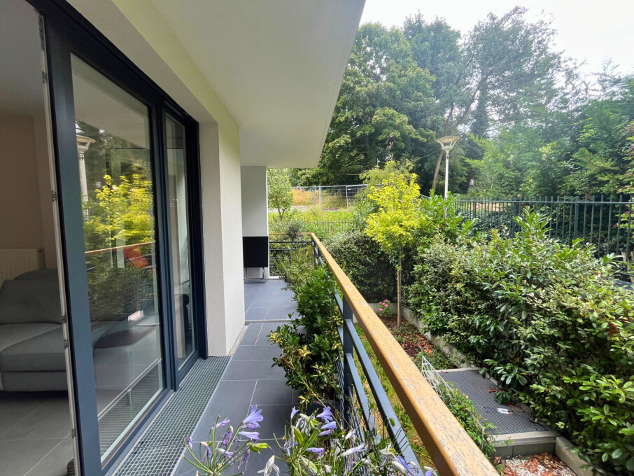 Apartamento T2 em La Celle-Saint-Cloud, France N.º 324201