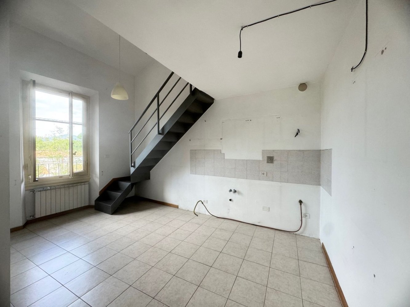 4 bedrooms Apartment in Florence, Italy No. 393764