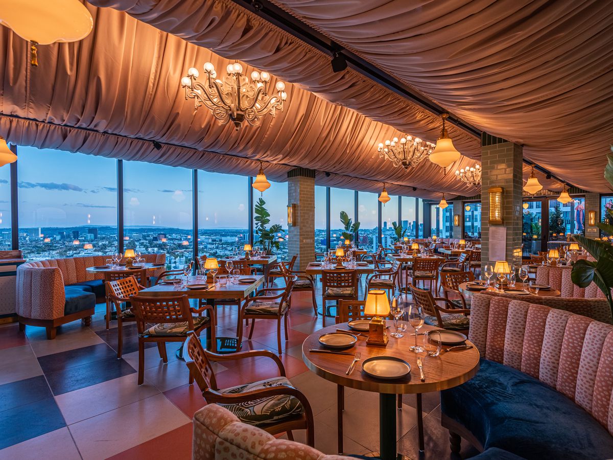 Земельный участок 350м² в Эшампле, Испания № 106555