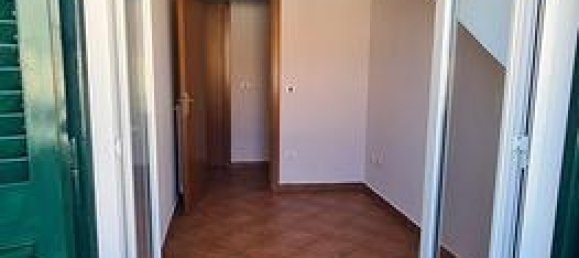 7 rooms Apartment in Giugliano in Campania, Italy No. 307655 10