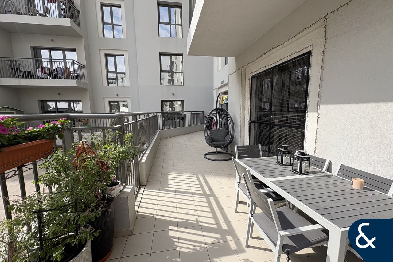 Apartamento de 3 dormitorios en Town Square, UAE No. 120721