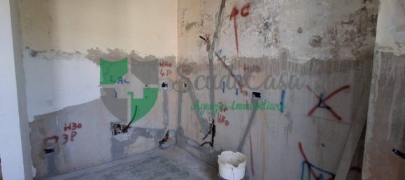 2 bedrooms Apartment in Florence, Italy No. 181806 18