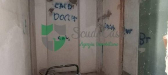 2 bedrooms Apartment in Florence, Italy No. 181806 25