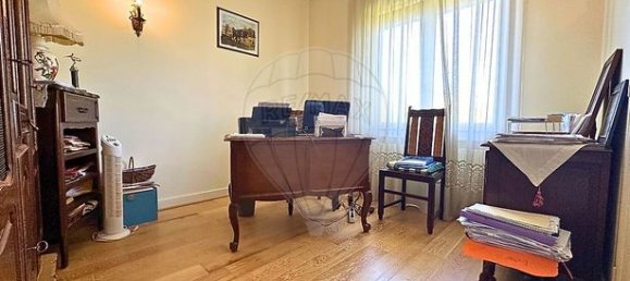 4 bedrooms House in Senlis, France No. 310320 8