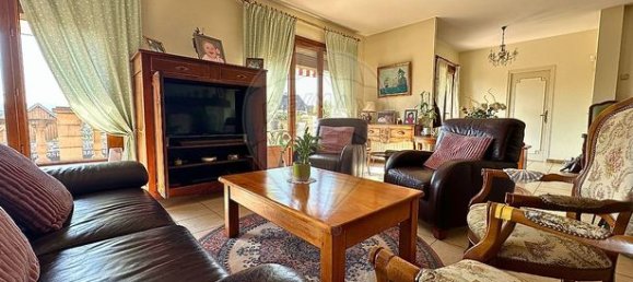 4 bedrooms House in Senlis, France No. 310320 5