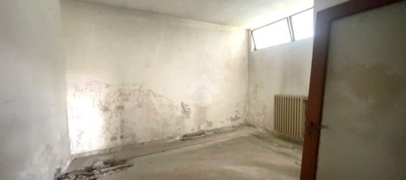 88m² Office in Rescaldina, Italy No. 268920 16