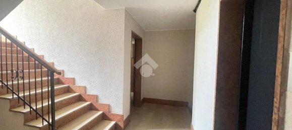 88m² Office in Rescaldina, Italy No. 268920 9