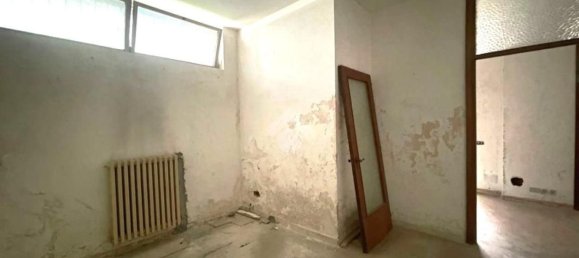 88m² Office in Rescaldina, Italy No. 268920 15