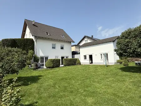 4 bedrooms Townhouse in Vulkaneifel, Germany No. 288533