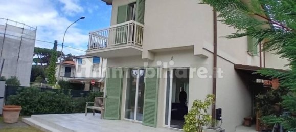 4 bedrooms Villa in Pietrasanta, Italy No. 129488 5