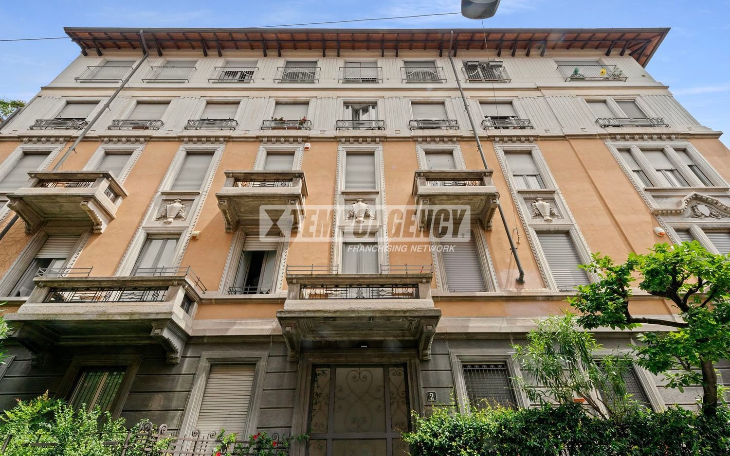 5-Zimmer Wohnung in Milan, Italy, Nr. 336968