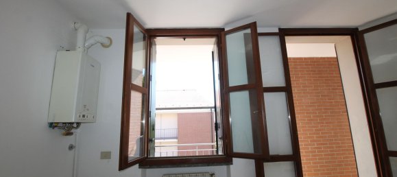 Apartamento de 2 habitaciónes en Cardano al Campo, Italy No. 334182 9