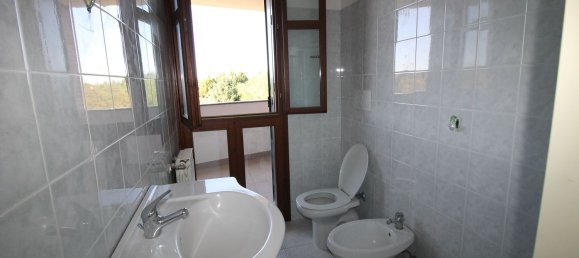 Apartamento de 2 habitaciónes en Cardano al Campo, Italy No. 334182 22