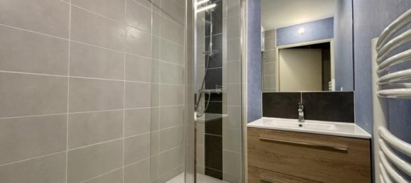 Apartamento de 1 dormitorio en Chartres-de-Bretagne, France No. 261040 5