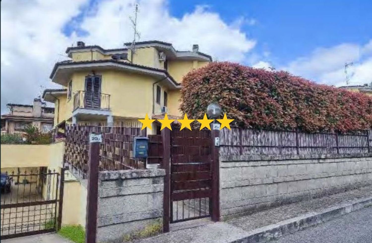 4 rooms Apartment in Lariano, Italy No. 190520