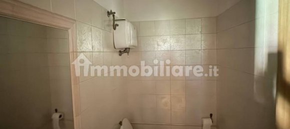 3 Schlafzimmer Villa in Gualdo Tadino, Italy, Nr. 63960 28