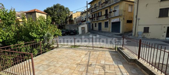 3 Schlafzimmer Villa in Gualdo Tadino, Italy, Nr. 63960 15