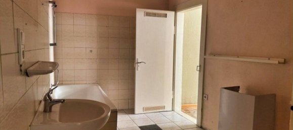 12-salle Bâtiment à Gunzenhausen, Germany No. 340304 3