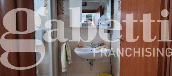 101m² Commercial property in Mesagne, Italy No. 341895 9