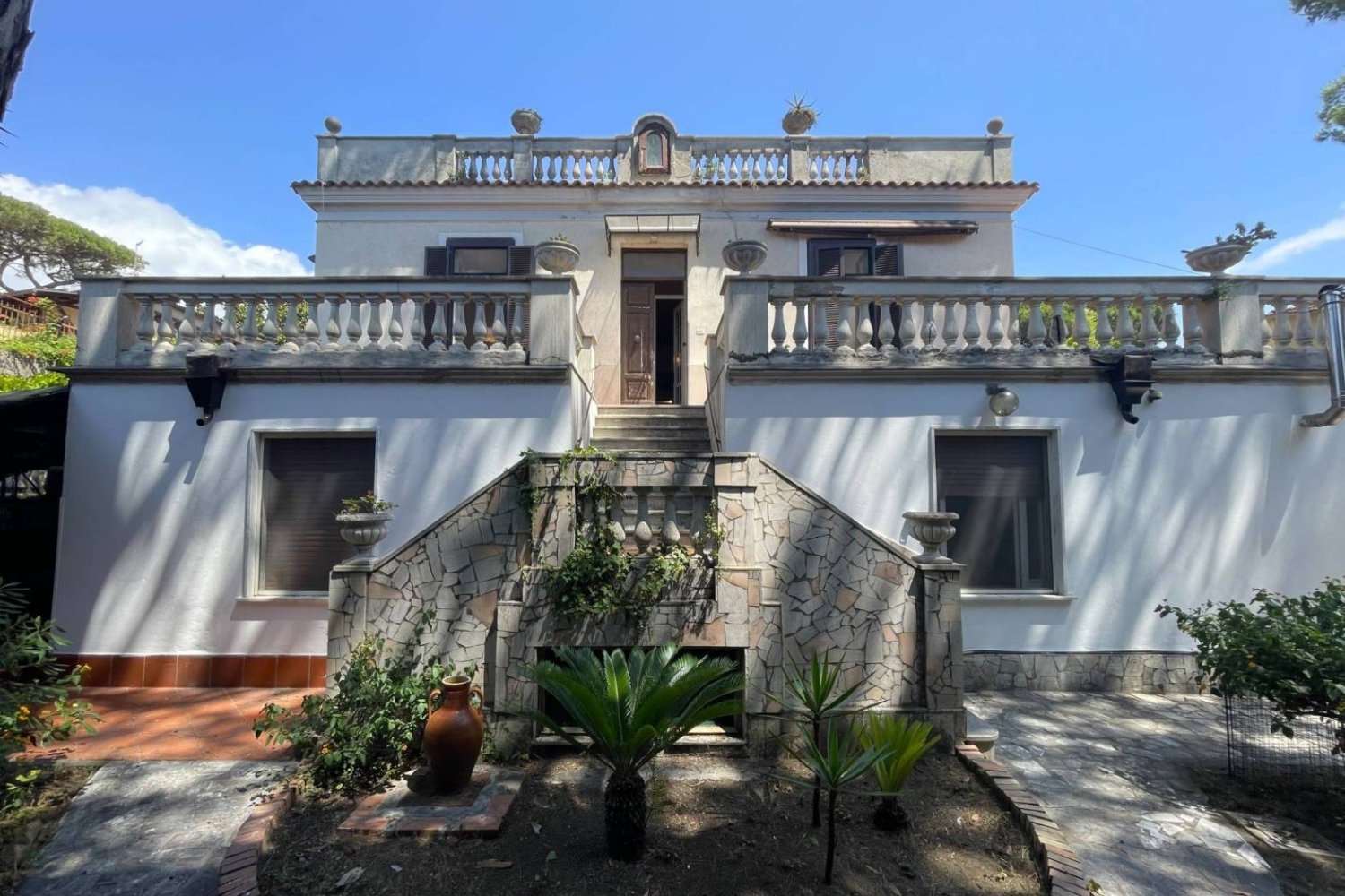6 bedrooms Villa in Minturno, Italy No. 277980