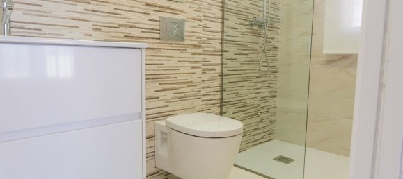 3 bedrooms Villa in La Florida, Spain No. 6068 12