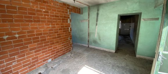 4 rooms House in Inverso Pinasca, Italy No. 90592 13