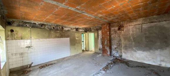 4 rooms House in Inverso Pinasca, Italy No. 90592 9