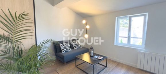 Studio in La Rochelle, France No. 287635 3