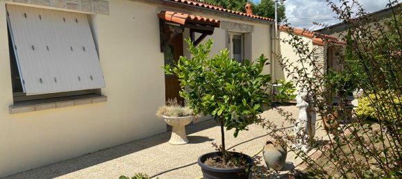 Casa de 3 dormitorios en Deux-Sevres, France No. 303966 13