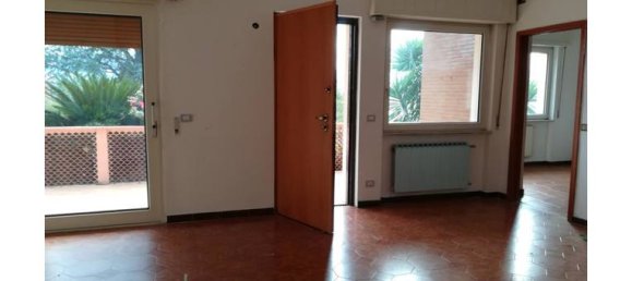 5 rooms Villa in Albenga, Italy No. 254314 2